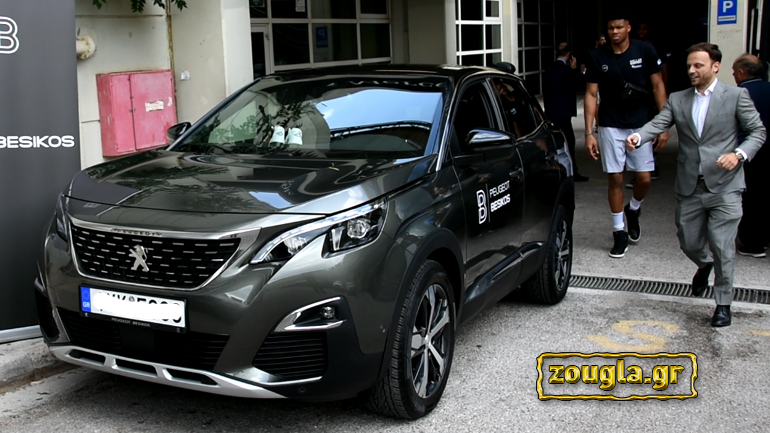 Το αυτοκίνητο που παρέλαβε ο Γιάννης Αντετοκούνμπο